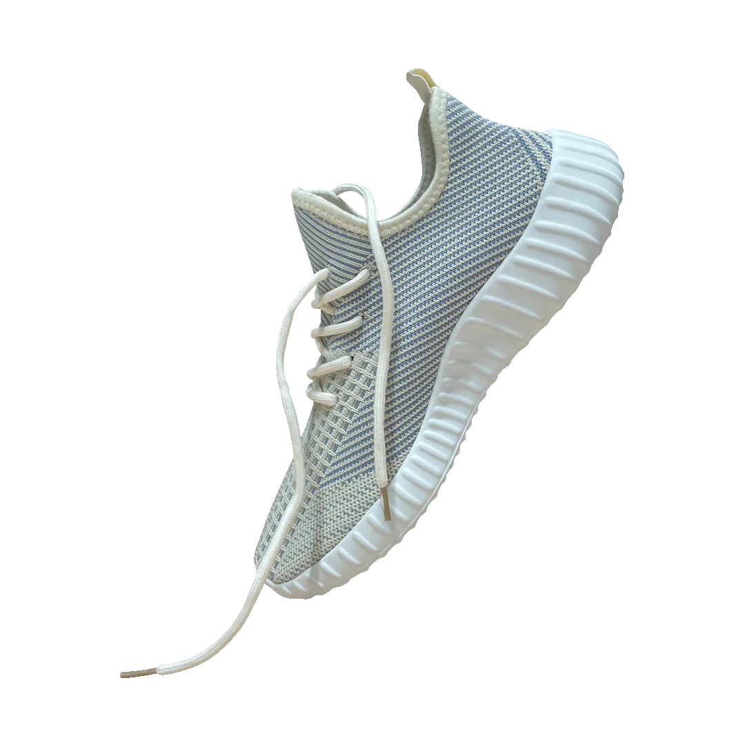 Zyvra Sports Shoe — Blue — Cream-and-blue Flyknit trainer, on a cushioned EVA sole.